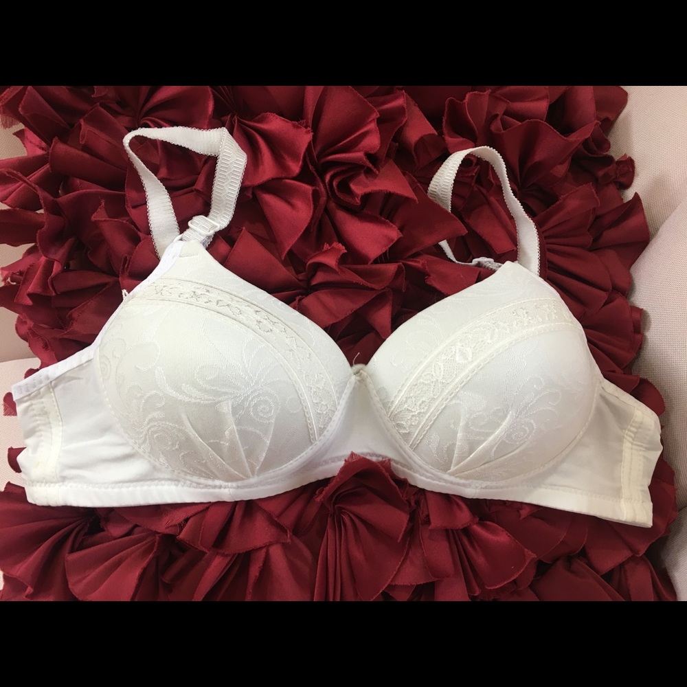 Chuns Women’s Fashion Padded bra “ one size”